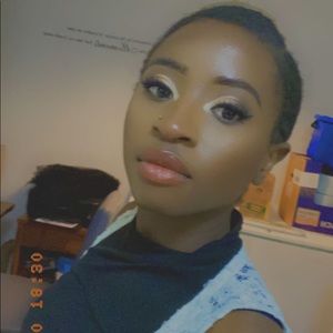 Meet your Posher, Hope